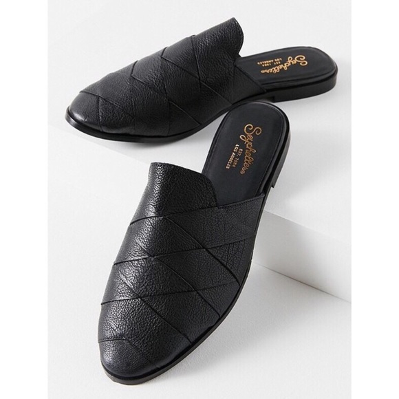 Seychelles Shoes - ISO Survival Mule size 7.5 In Search Of